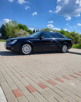 Mercedes-Benz Klasa E cena 15000 przebieg: 495000, rok produkcji 2005 z Białystok małe 22